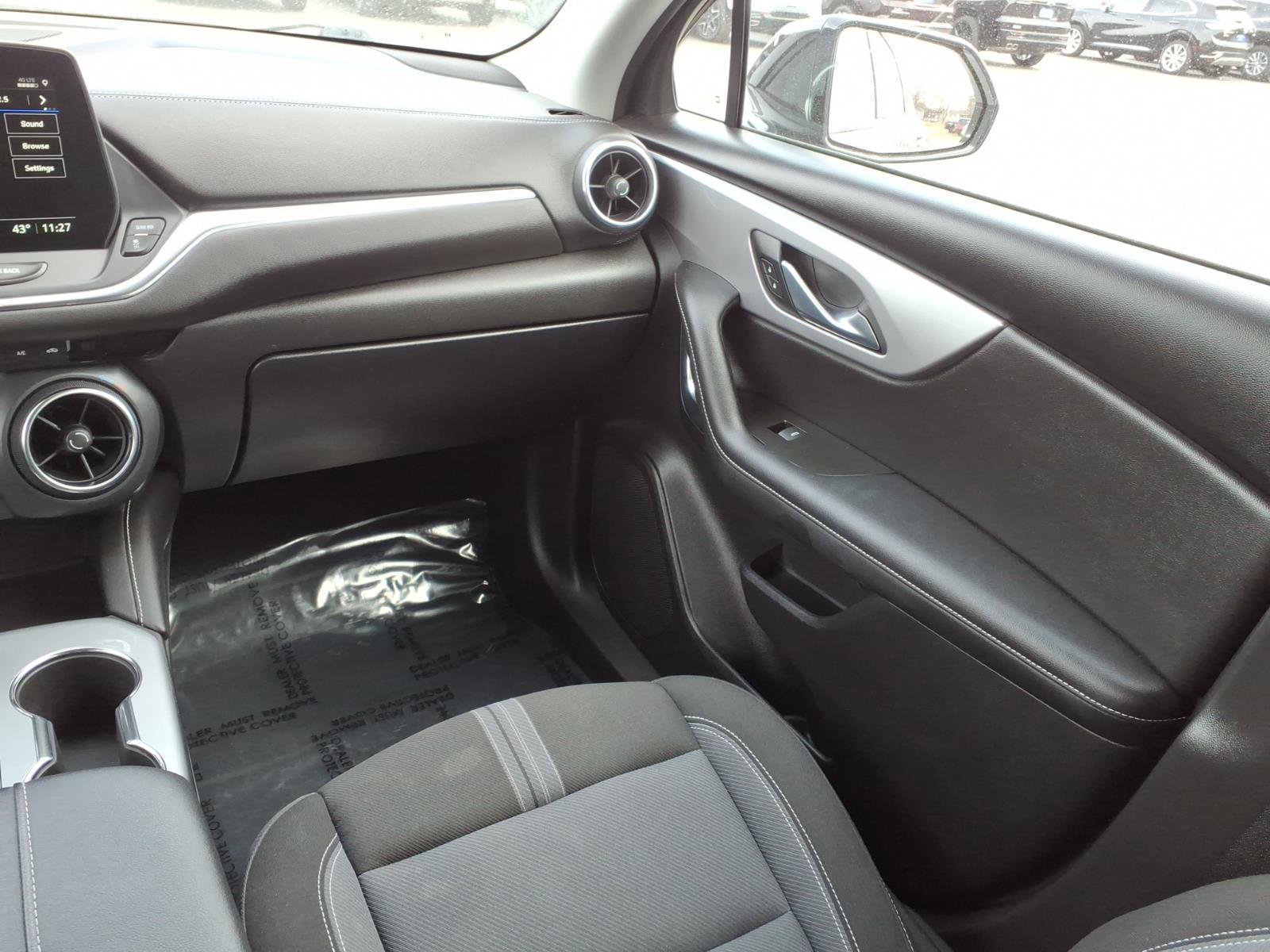 Used 2023 Chevrolet Blazer LT w/ Midnight/Sport Edition image 12