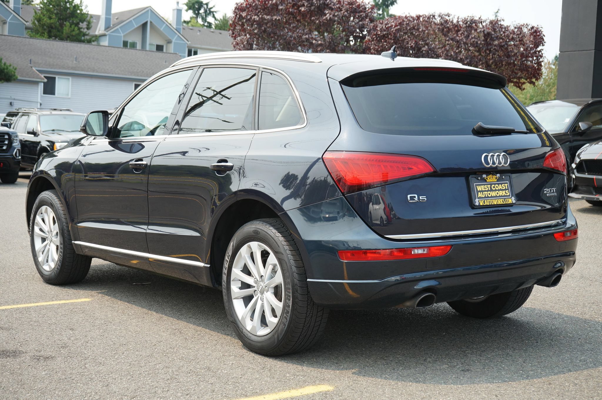 Used 2017 Audi Q5 2.0T Premium w/ Audi MMI Navigation Plus AWD/4WD image 3