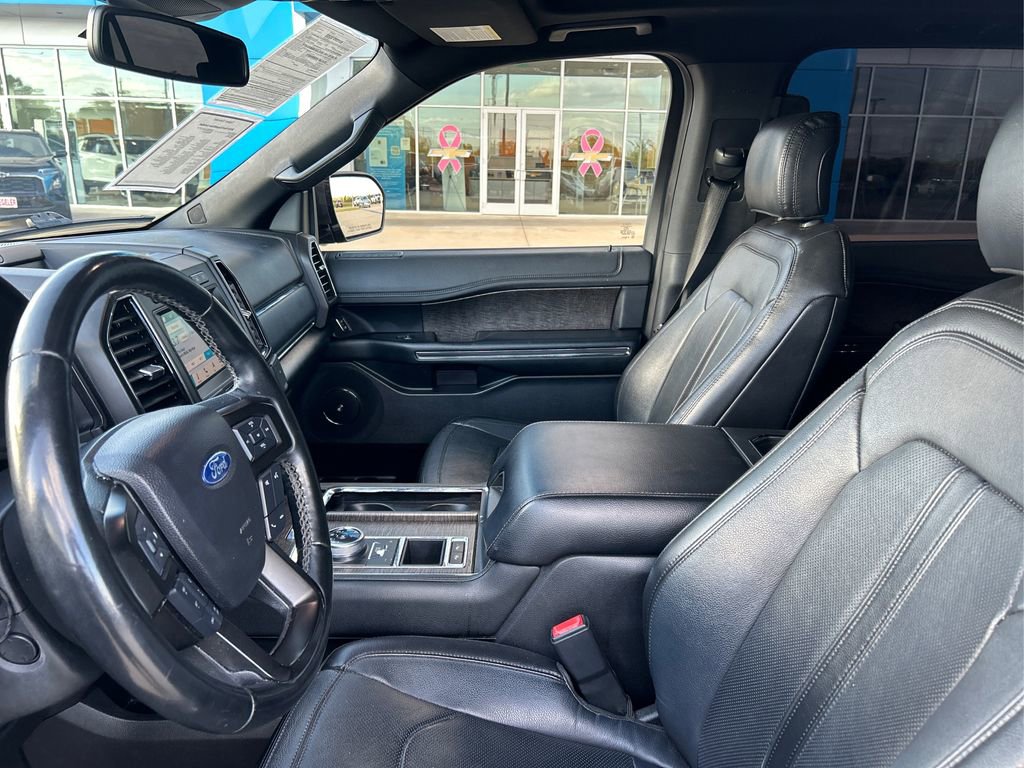 Used 2019 Ford Expedition Limited w/ Special Edition Package RWD image 9