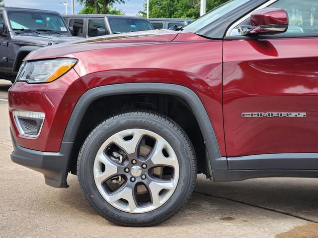 Used 2021 Jeep Compass Limited w/ Sun and Sound Group AWD/4WD image 9