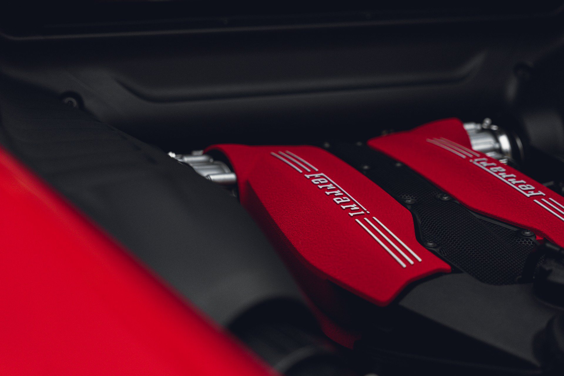 Used 2017 Ferrari 488 GTB RWD image 37