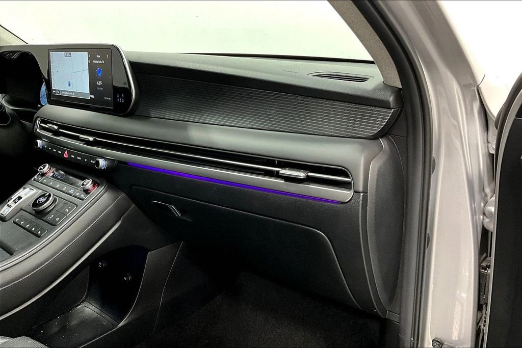 Used 2024 Hyundai Palisade Limited image 18