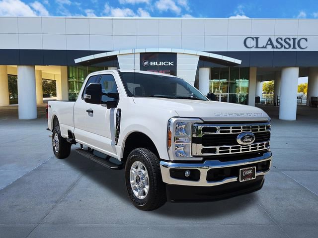 Used 2025 Ford F350 XLT w/ 360-Degree Camera Package