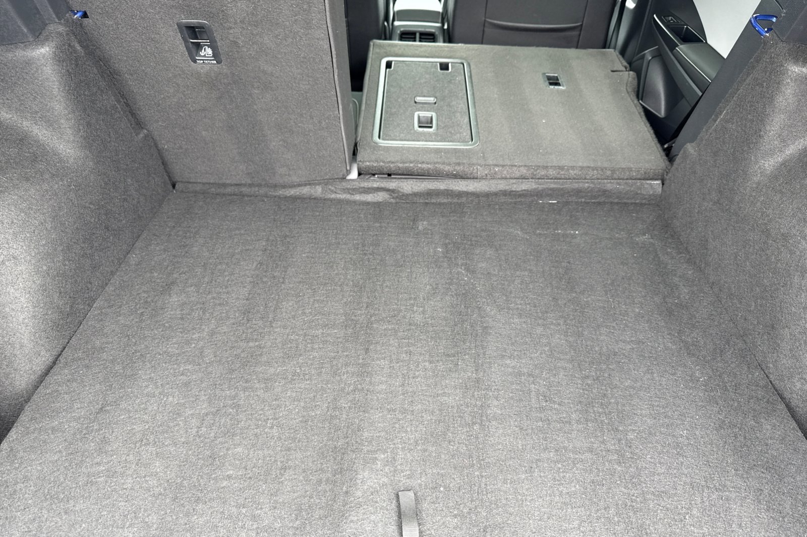 Used 2024 Volkswagen Taos SE image 15