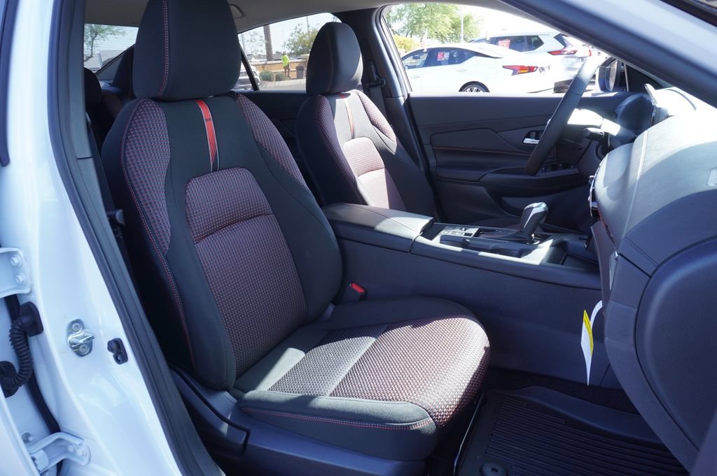 New 2026 Nissan Sentra SR w/ Floor Mat Package FWD image 12