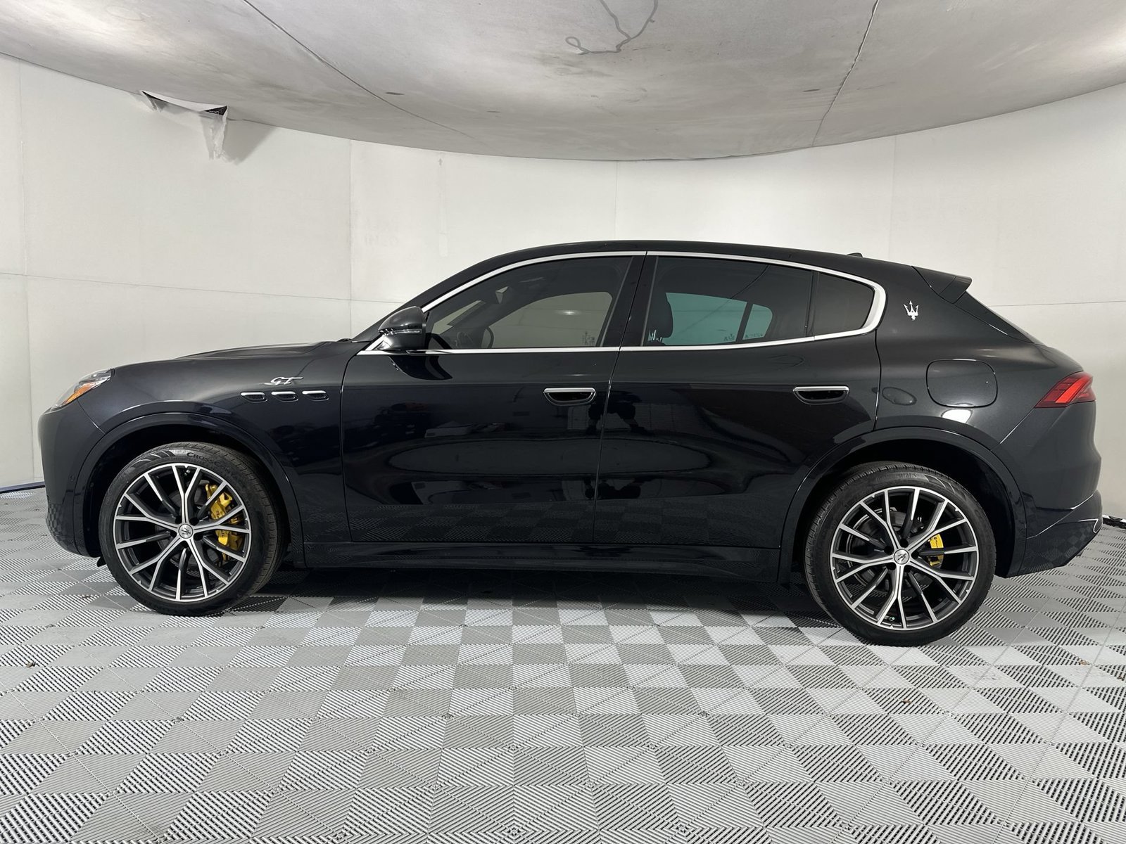 Used 2023 Maserati Grecale GT AWD/4WD image 5