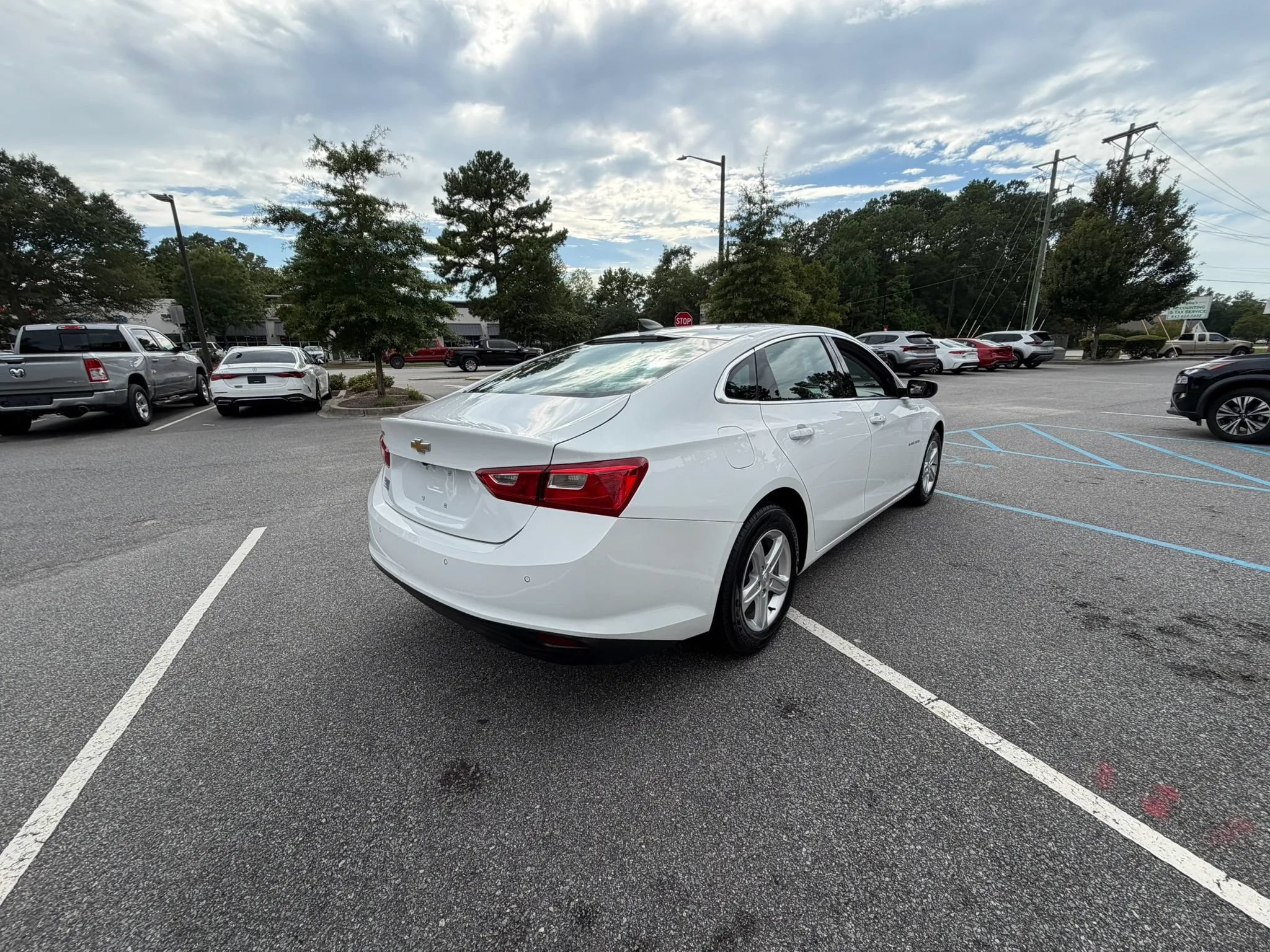 Used 2023 Chevrolet Malibu LS w/ Driver Confidence Package FWD image 8