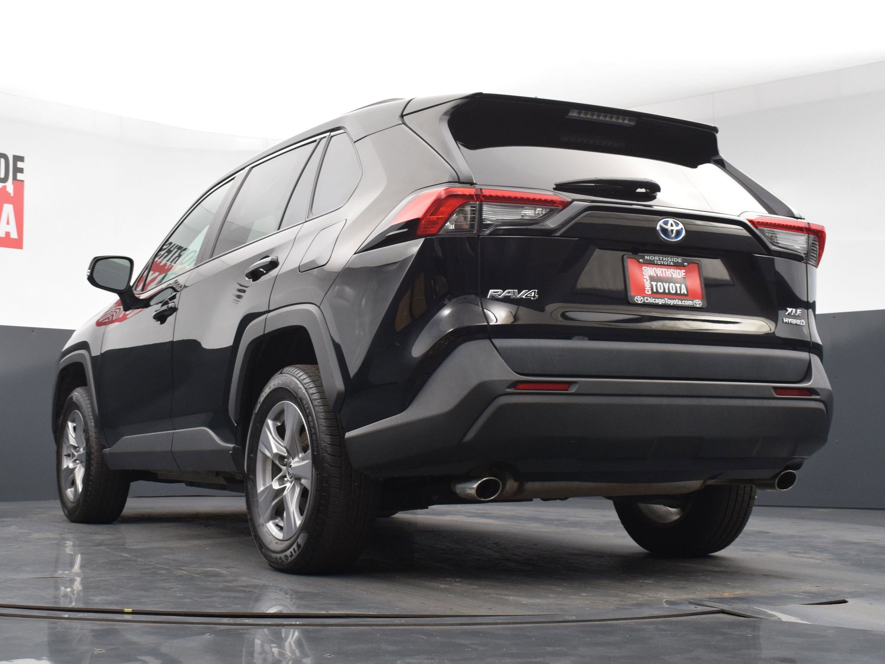 Used 2022 Toyota RAV4 XLE w/ Convenience Package AWD/4WD image 29