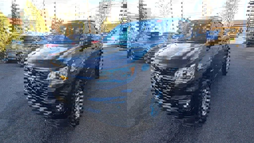 Used 2022 Chevrolet Colorado LT w/ LT Convenience Package image 3