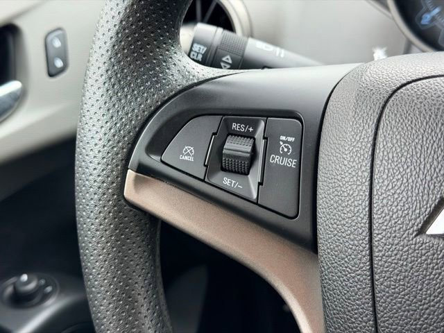 Used 2016 Chevrolet Sonic LT FWD image 8