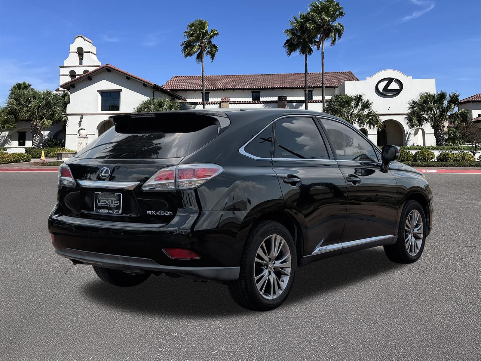 Used 2014 Lexus RX 450h FWD image 2