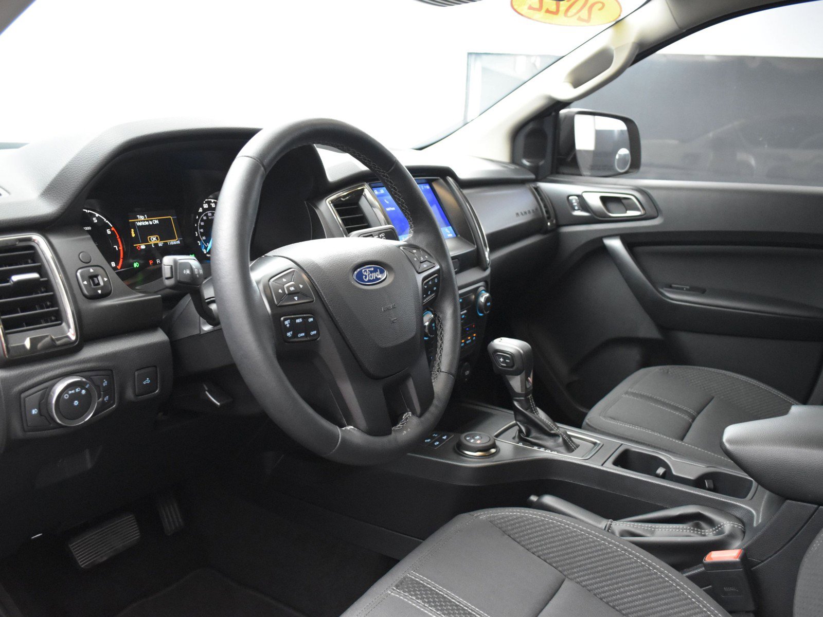 Used 2018 Alfa Romeo Stelvio Ti Sport image 31