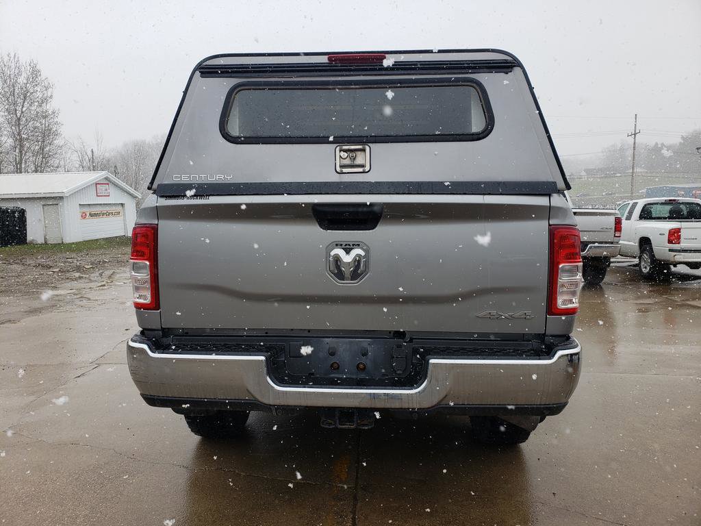 Used 2022 RAM 2500 Tradesman w/ Chrome Appearance Group image 4