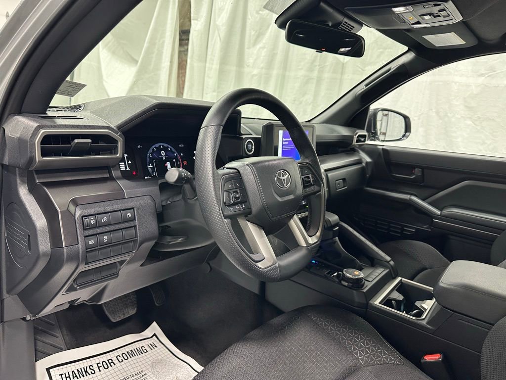 Used 2025 Toyota 4Runner SR5 image 15