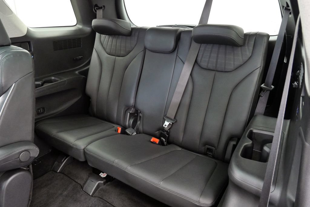 Used 2024 Hyundai Palisade Limited AWD/4WD image 22