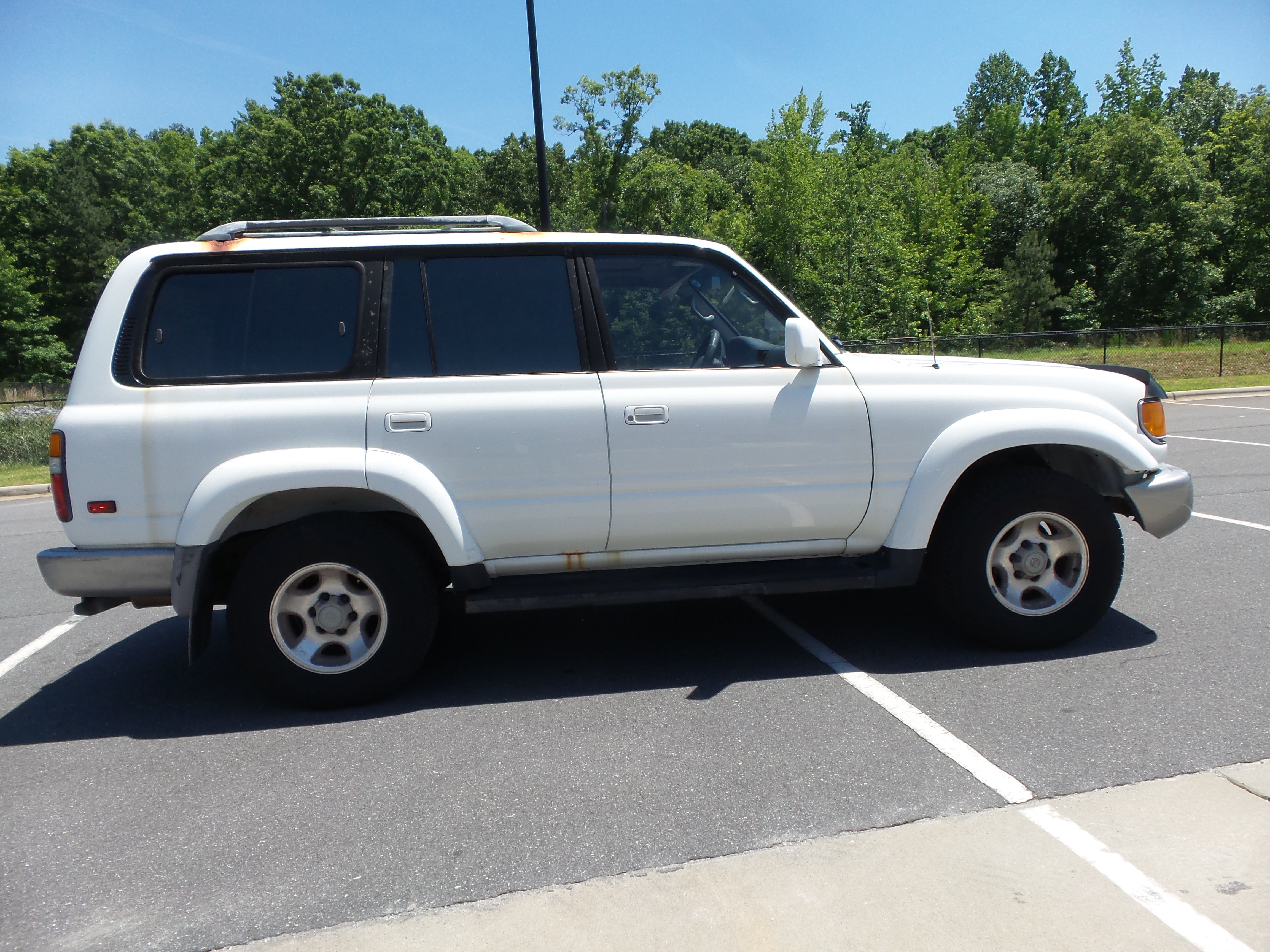 Used 1997 Toyota Land Cruiser w/ Leather Trim Pkg AWD/4WD image 6
