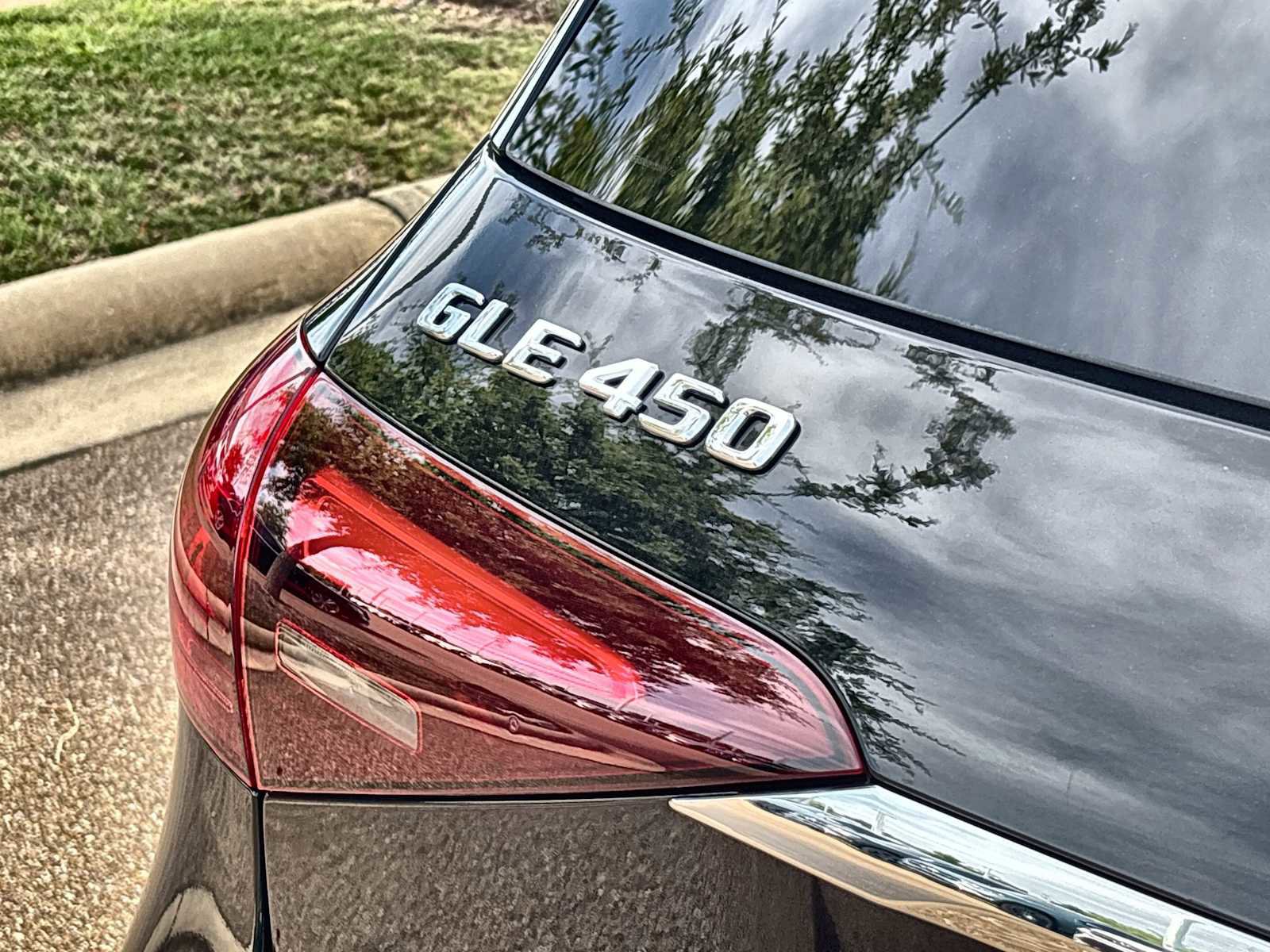 New 2026 Mercedes-Benz GLE 450 4MATIC image 15