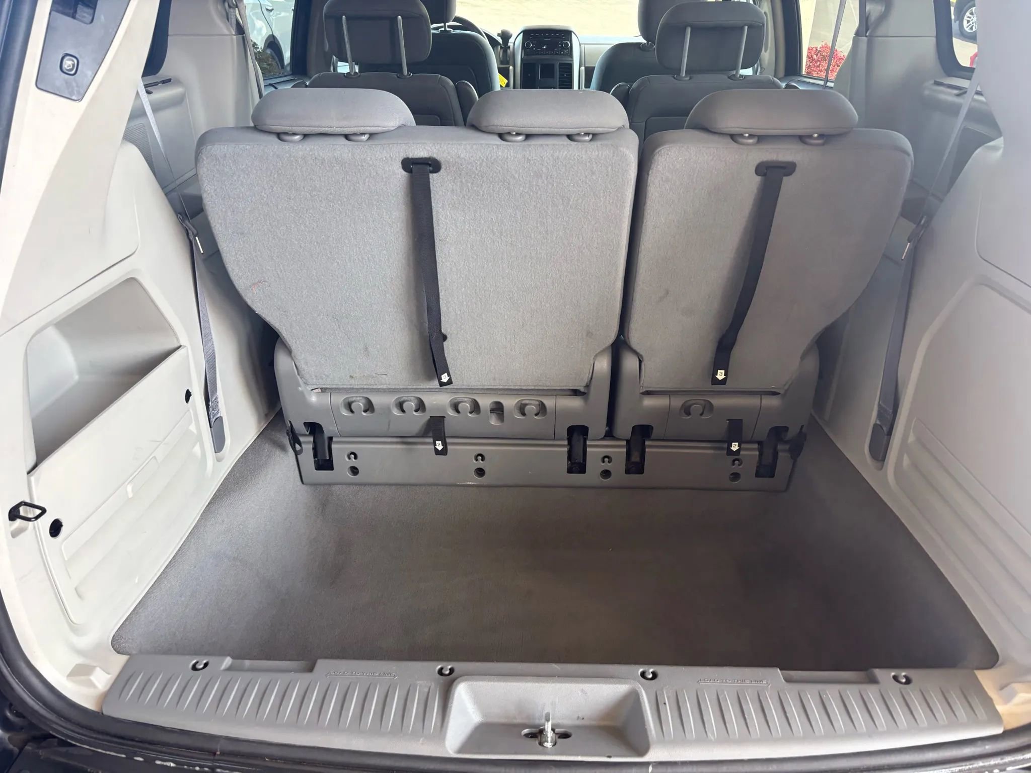 Used 2010 Dodge Grand Caravan SXT w/ Family Value Group image 22