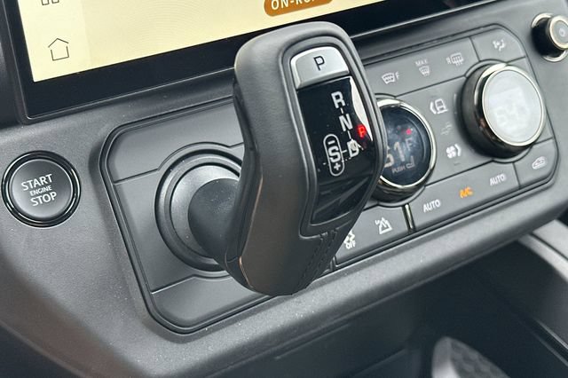 New 2026 Land Rover Defender 110 AWD/4WD image 20