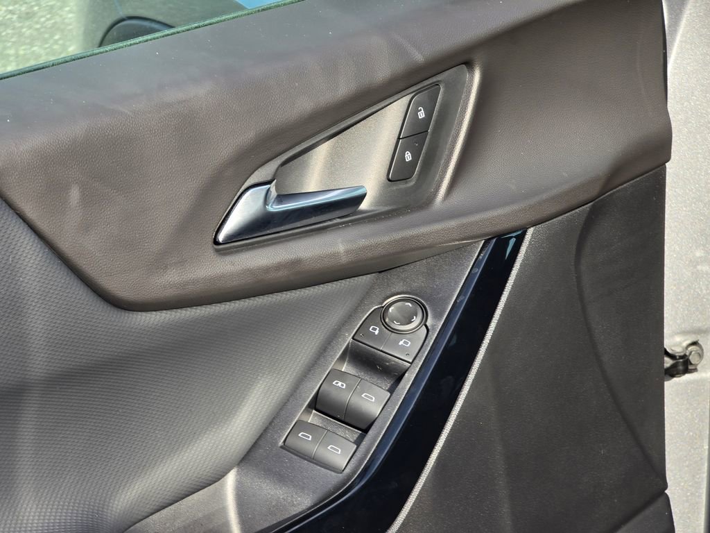 New 2026 Chevrolet Equinox LT FWD image 35
