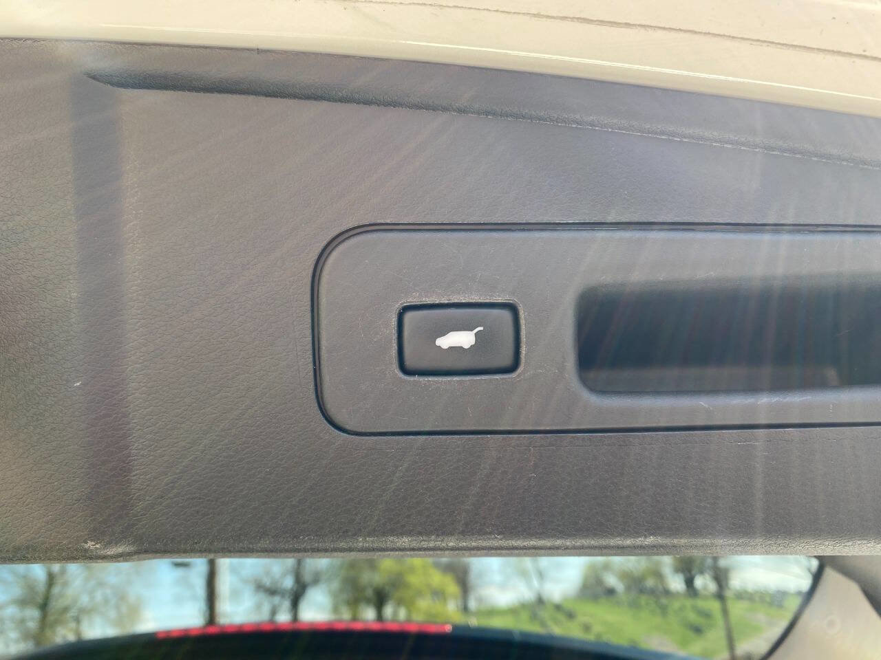 Used 2017 Acura MDX SH-AWD w/ Advance Package image 30