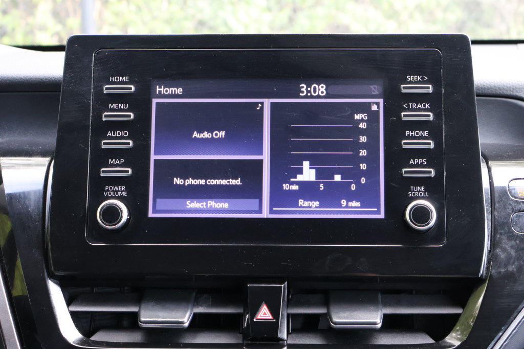 Used 2024 Toyota Camry SE FWD image 15