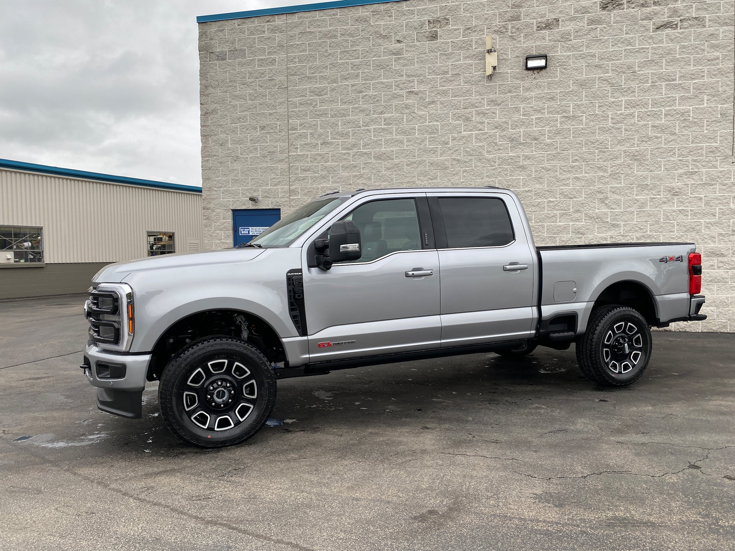 New 2027 Ford F250 Platinum AWD/4WD image 4