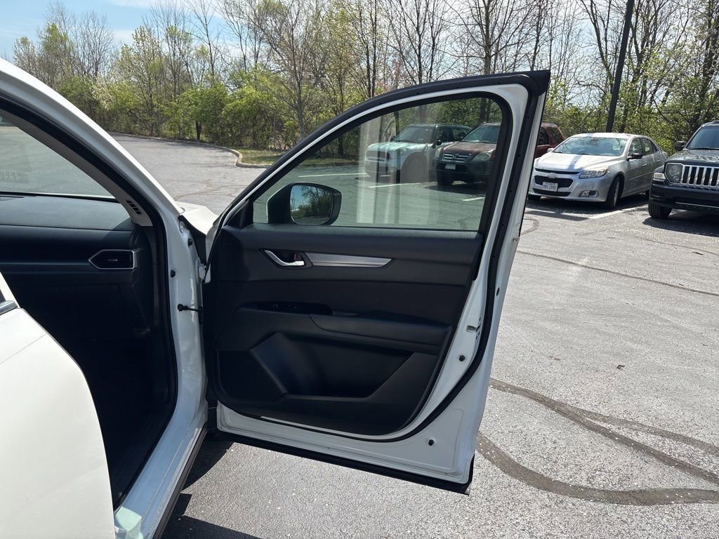 Used 2019 MAZDA CX-5 Sport FWD image 41