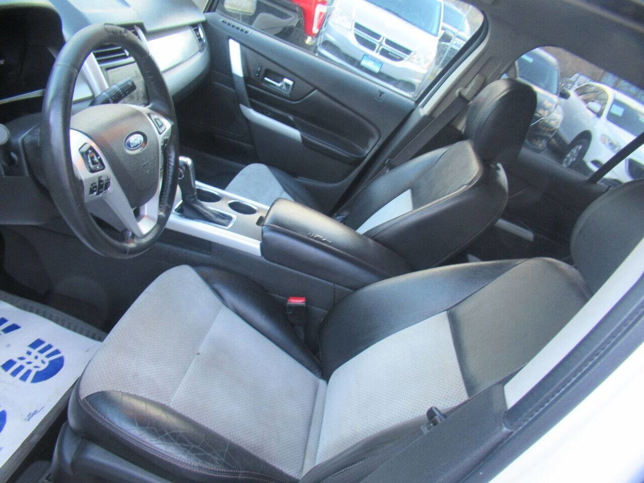 Used 2013 Ford Edge SEL image 15