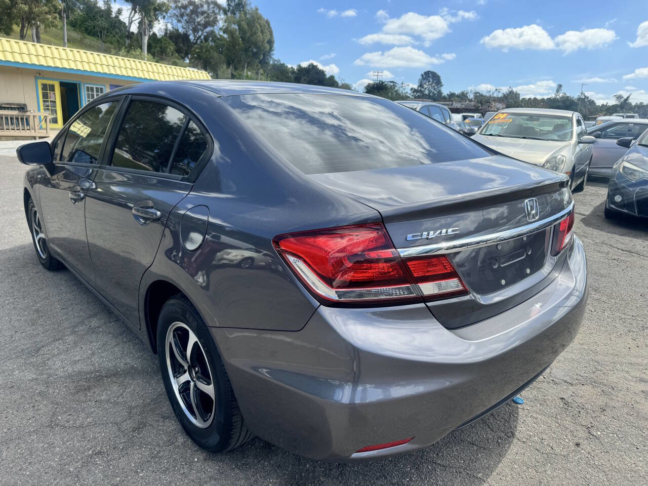 Used 2015 Honda Civic SE image 6