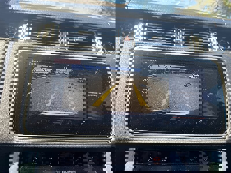 Used 2020 Land Rover Range Rover image 23