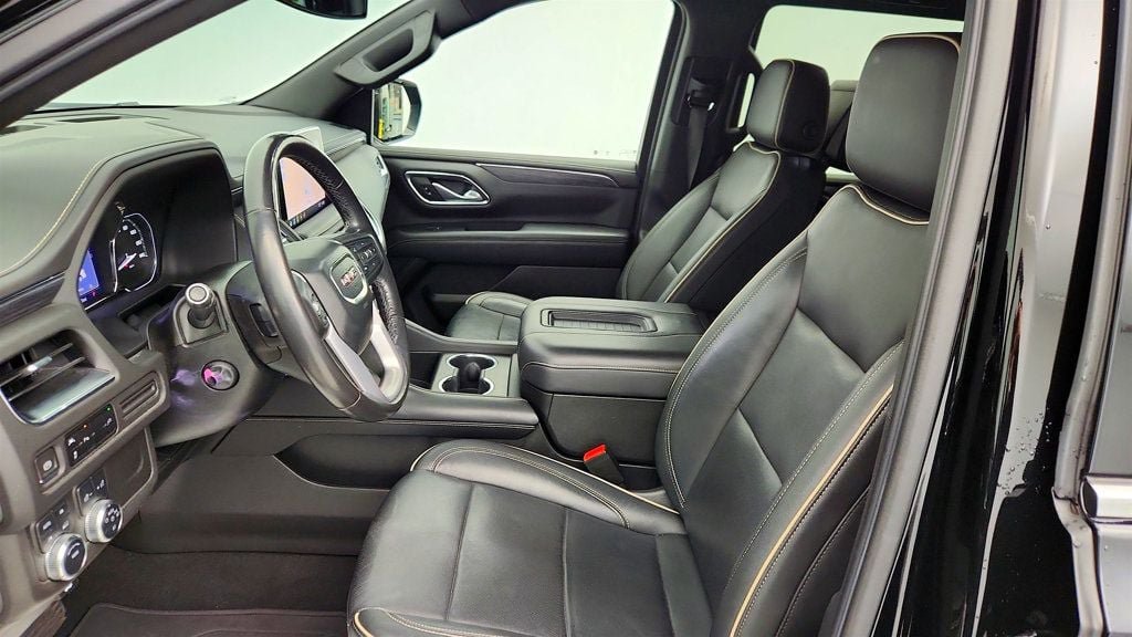 Used 2021 GMC Yukon SLT w/ SLT Premium Package AWD/4WD image 21