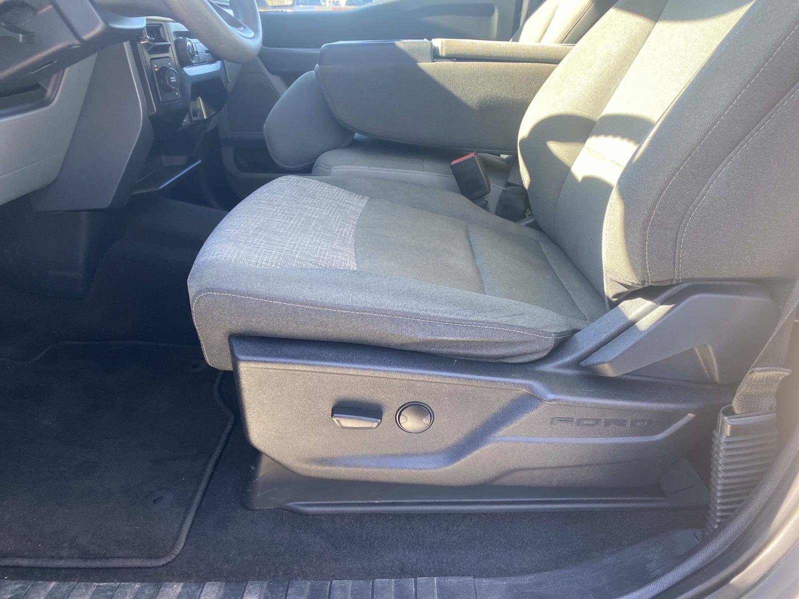 Used 2023 Ford F150 XLT image 19