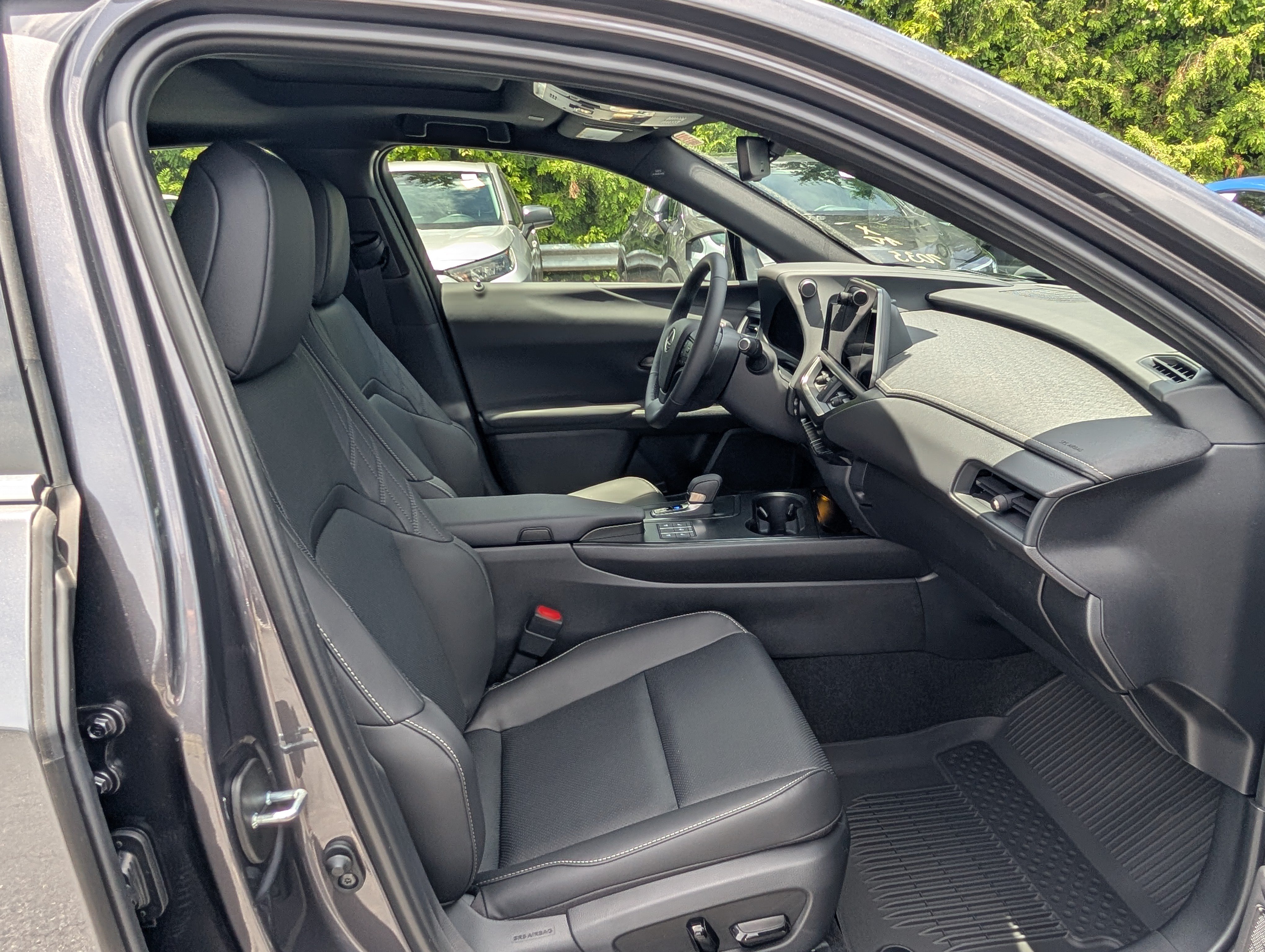 New 2026 Lexus UX 300h AWD image 7