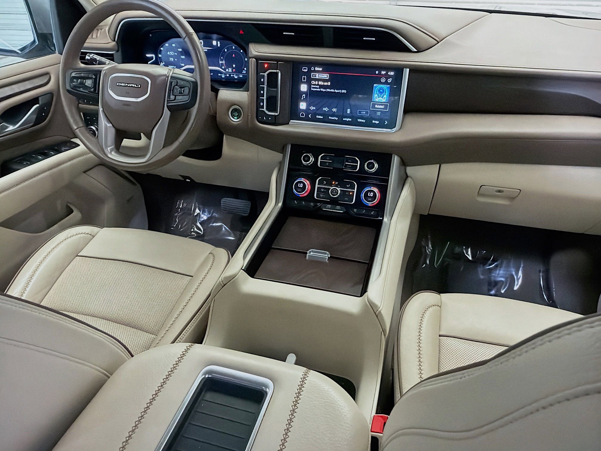 Used 2022 GMC Yukon Denali AWD/4WD image 12