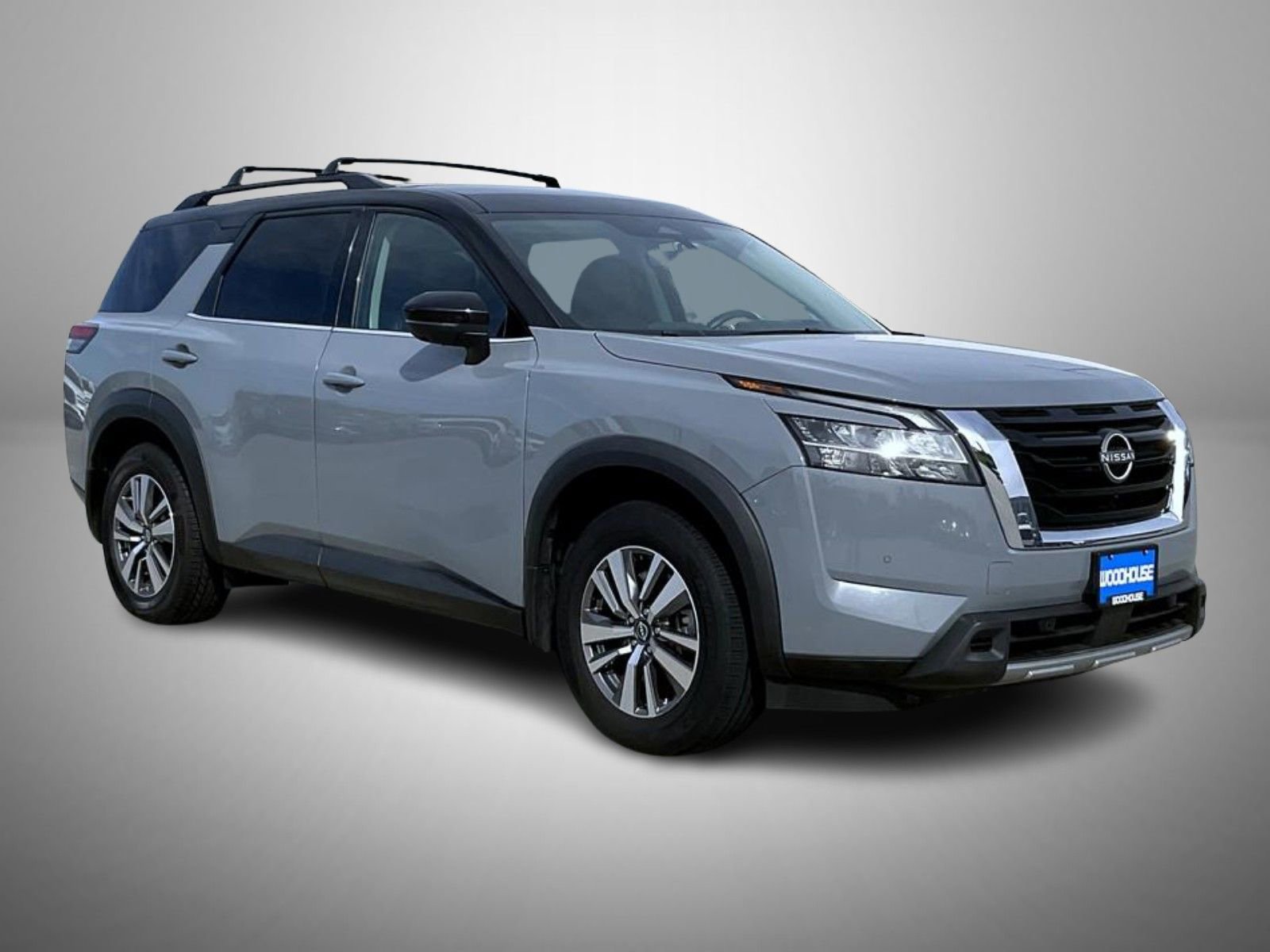 Used 2023 Nissan Pathfinder SL AWD/4WD image 3