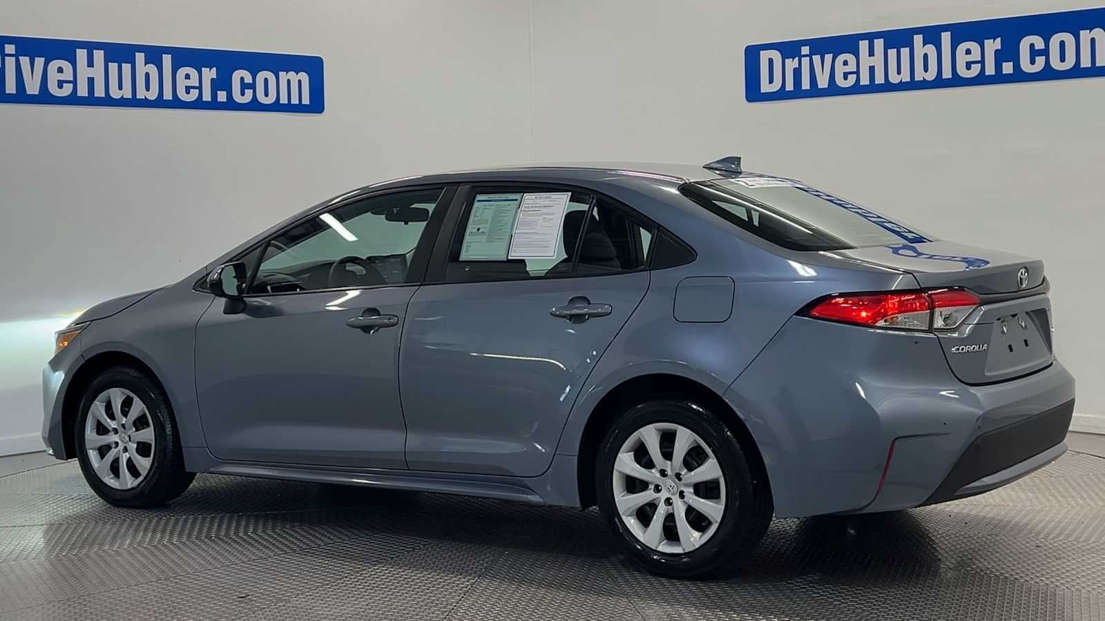 Used 2022 Toyota Corolla LE FWD image 6