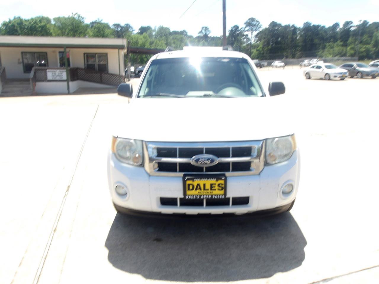 Used 2010 Ford Escape XLT FWD image 3