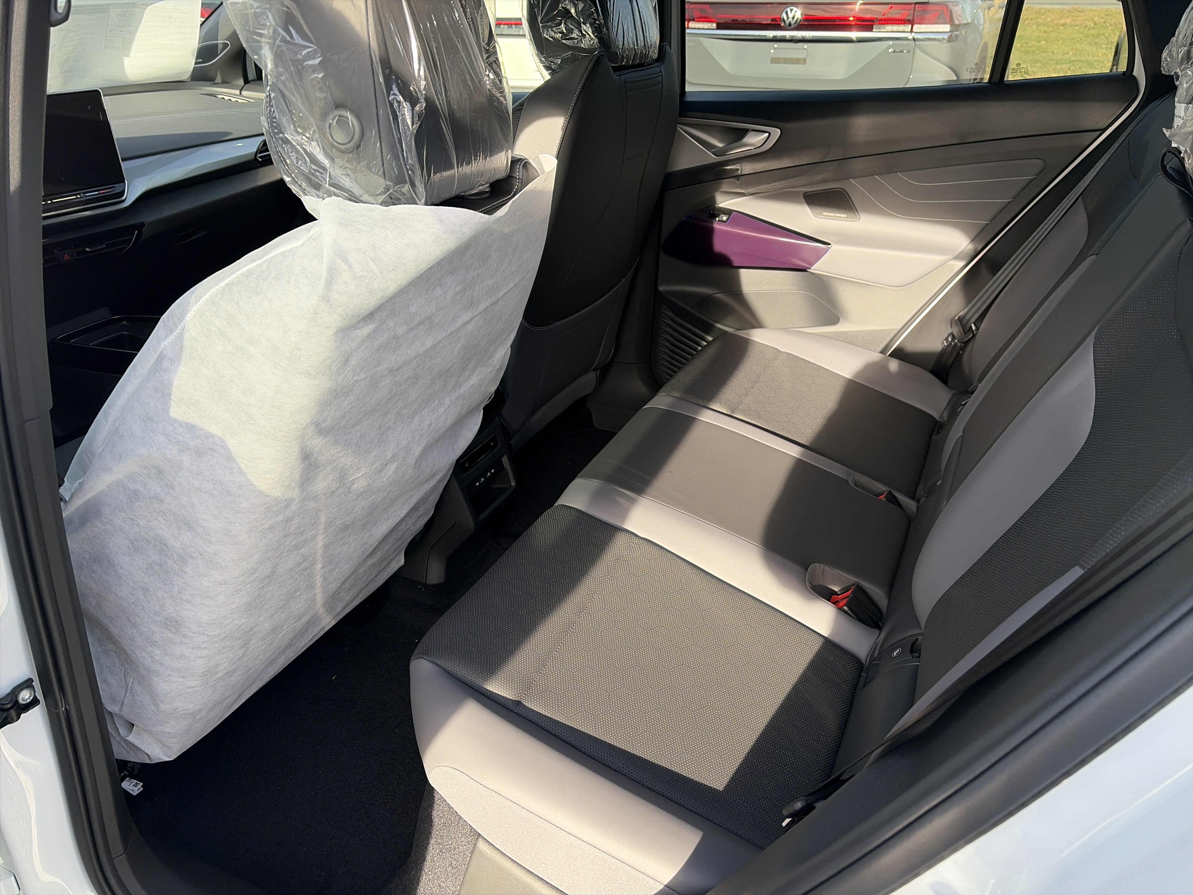 New 2025 Volkswagen ID.4 Pro S Plus AWD/4WD image 14