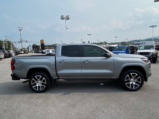 Used 2023 Chevrolet Colorado Z71 w/ Z71 Convenience Package 2 AWD/4WD image 6