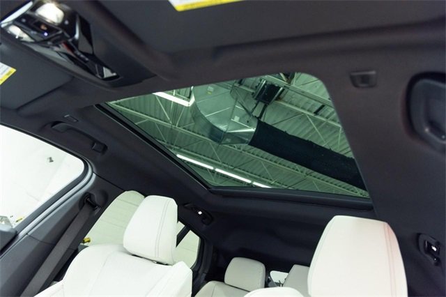 New 2026 BMW X2 xDrive28i image 16