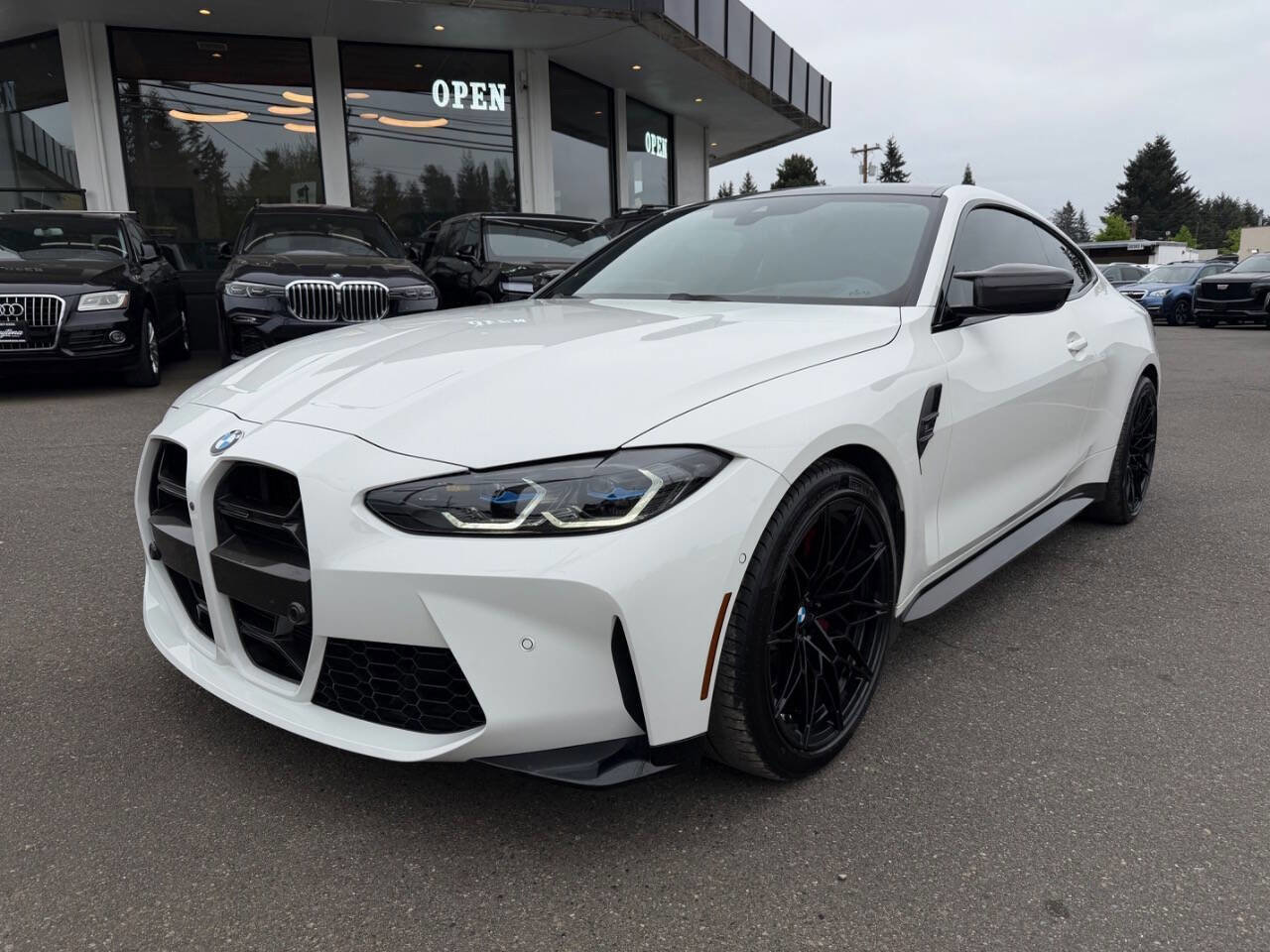 Used 2021 BMW M4 Competition w/ Executive Package RWD image 1
