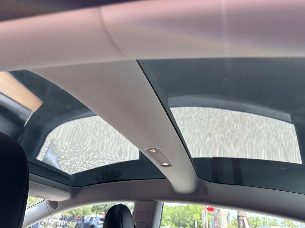 Used 2019 Tesla Model 3 Standard Range Plus RWD image 17