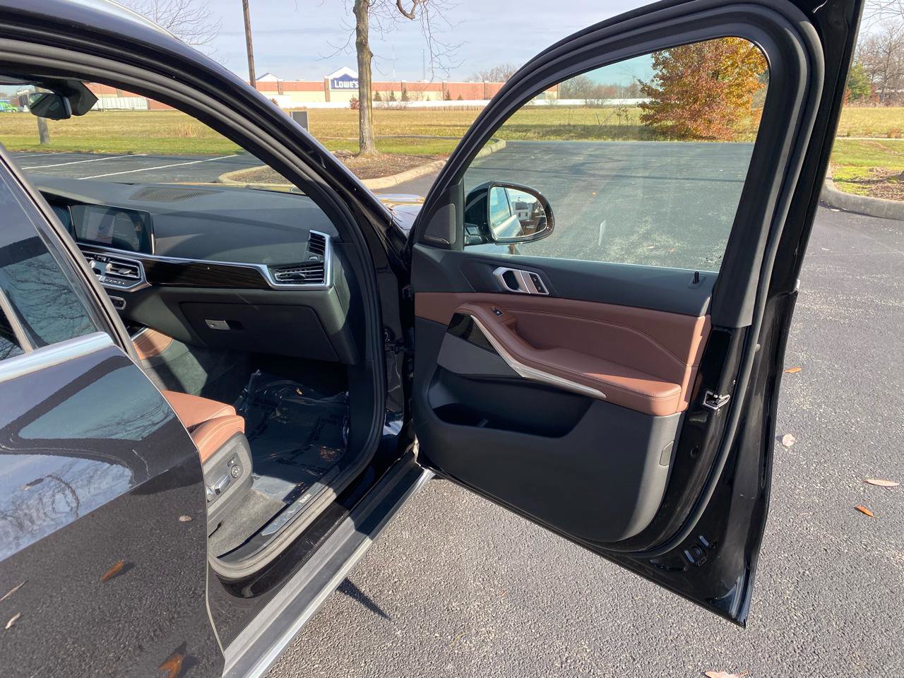 Used 2019 BMW X5 xDrive40i w/ Executive Package image 14