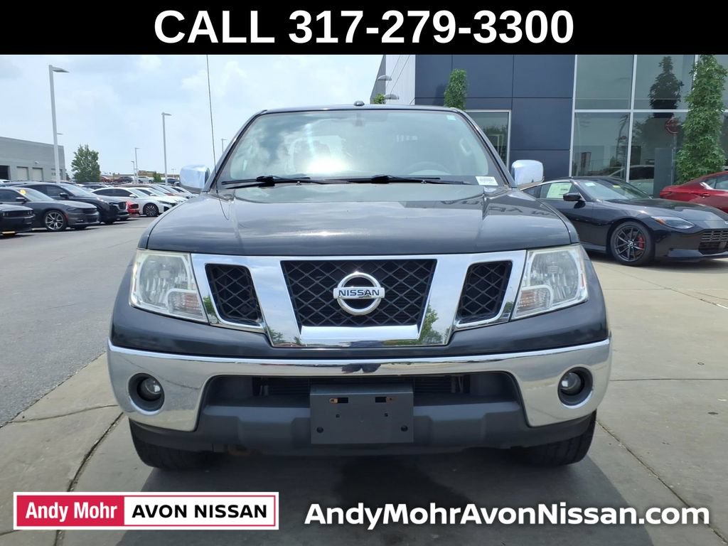 Used 2013 Nissan Frontier SL w/ Moonroof Pkg AWD/4WD image 3