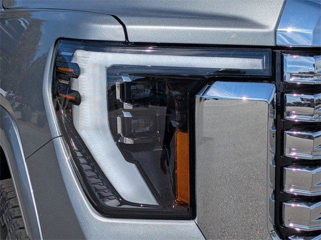 New 2026 GMC Sierra 2500 Denali w/ Denali Reserve Package image 12