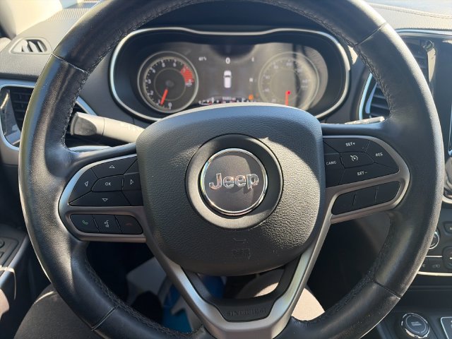 Used 2020 Jeep Cherokee Limited AWD/4WD image 28