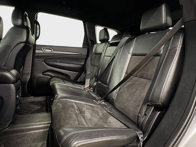 Used 2018 Jeep Grand Cherokee Altitude image 19