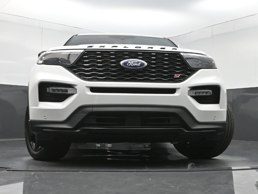 Used 2023 Ford Explorer ST w/ Equipment Group 401A AWD/4WD image 27