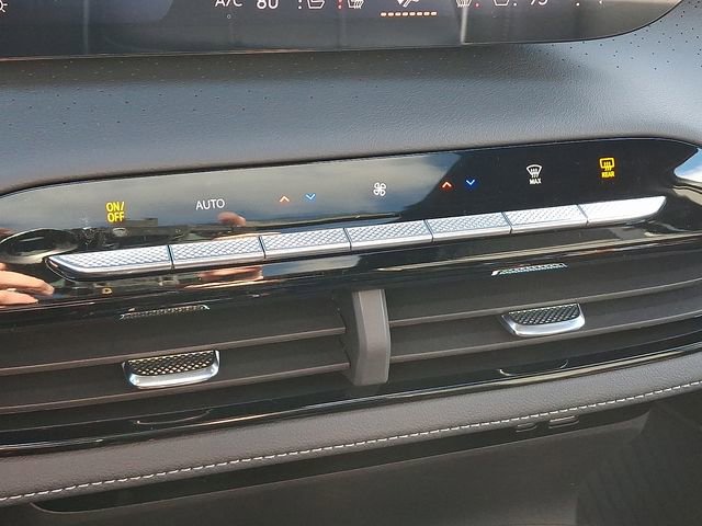 New 2026 Buick Enclave Avenir w/ Super Cruise Package image 17